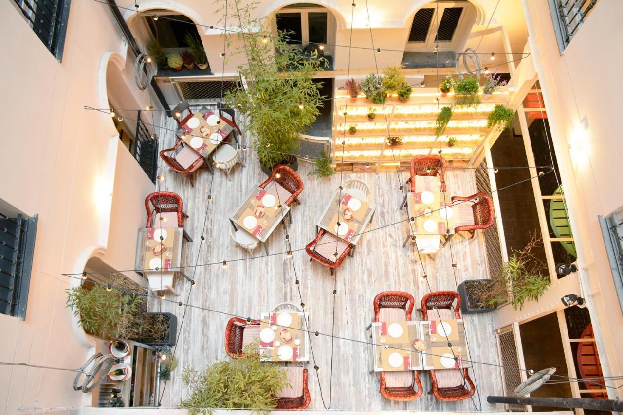 Room00 Chueca Hostel Madrid Exterior foto